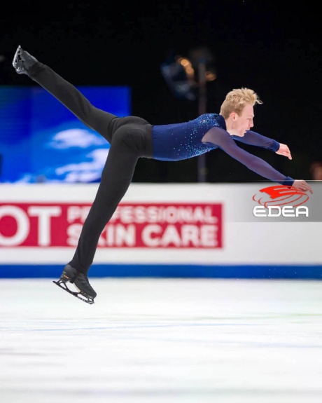 Ice Gallery Skates U.S.